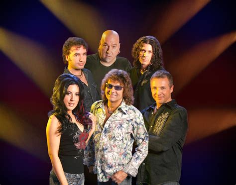 starship featuring mickey thomas.